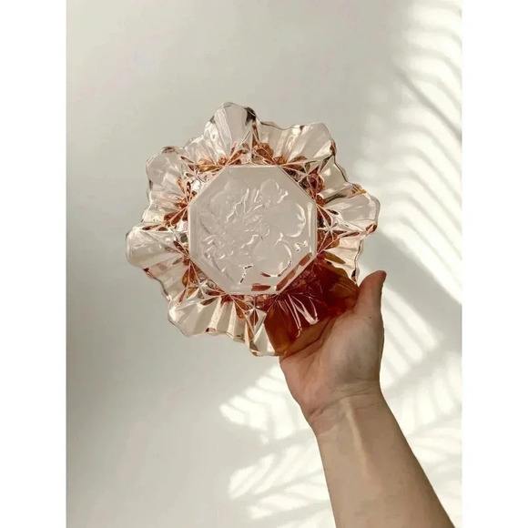 Vintage Indiana Intaglia Peach Ruffled Edge Bowl - Picture 5 of 8